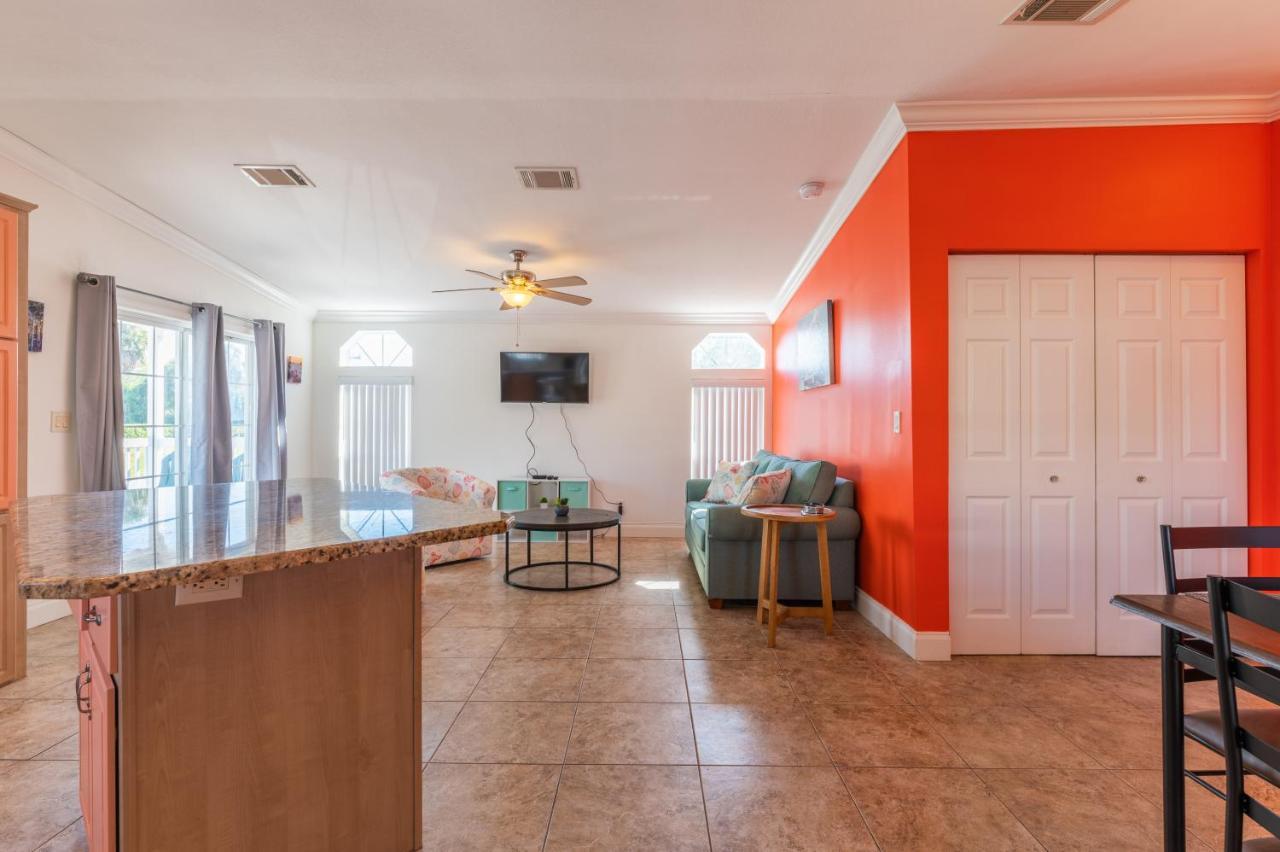Tiny House Siesta Villa Sarasota Exterior photo